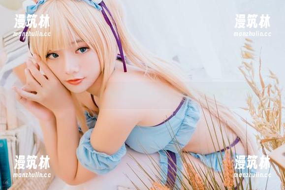 Messie Huang 来点惠里性感写真,Messie Huang带你资源横扫赛道!